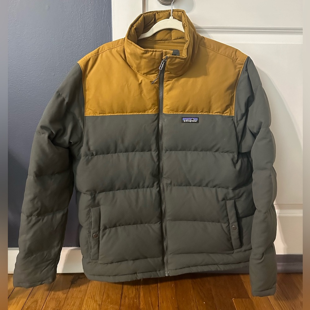 Men’s Size L Patagonia Puffer Jacket